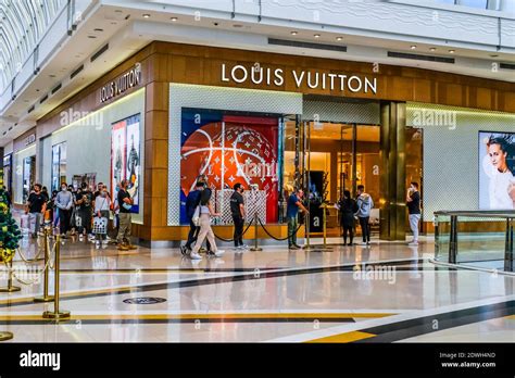 lv chadstone hours|Louis Vuitton Melbourne Chadstone .